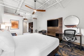 Superior King Room with Balcony