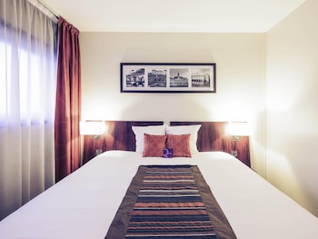 Standard Room, 1 Queen Bed