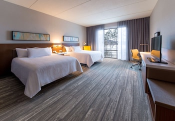Suite, 2 Queen Beds, Accessible (Roll-in Shower, Hearing/ Mobility)