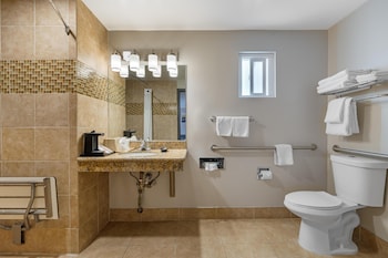 Standard Room, 2 Double Beds, Accessible, Bathtub