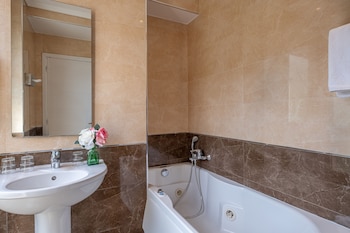 Executive Triple Room