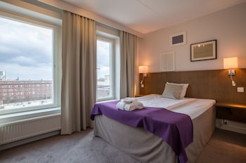 Classic Room, 1 Queen Bed, Non Smoking