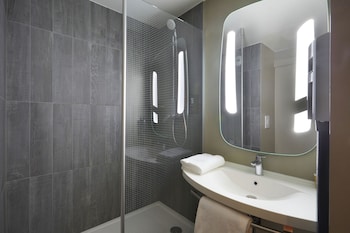 Standard Room, Multiple Beds