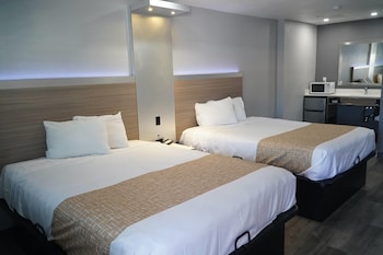 Room, 2 Queen Beds, Non Smoking