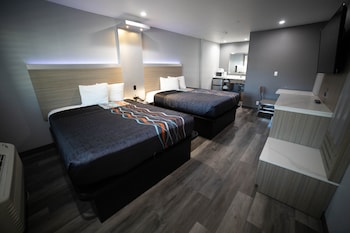 Standard Room, 2 Queen Beds