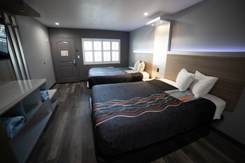 Standard Room, 2 Queen Beds