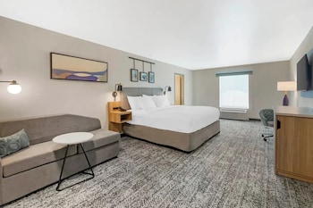 Suite, 1 King Bed, Non Smoking