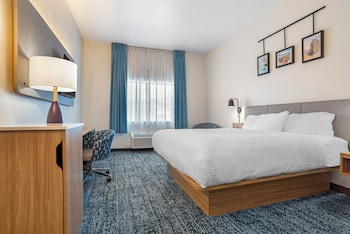 Suite, 1 King Bed, Non Smoking