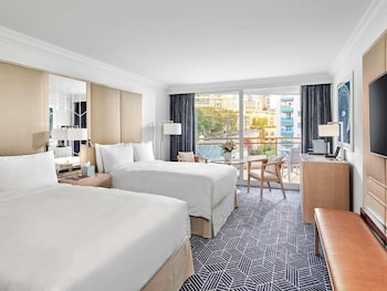 Hairpin Room, City view, Two double beds