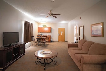 Single King Jacuzzi Suite