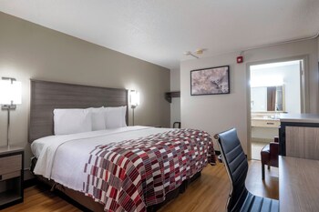 Superior Room, 1 King Bed, Accessible (Walk-In Shower, Smoke Free)