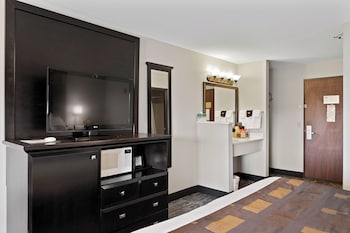 Standard Room, 1 King Bed (King)