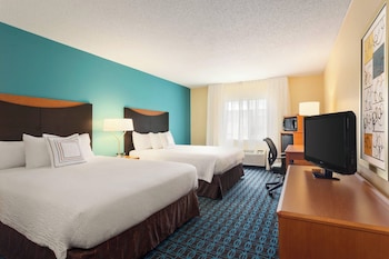 Room, 2 Queen Beds (Mobility/Hearing Accessible, Tub)
