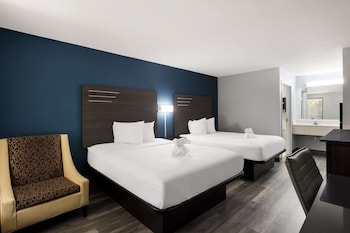 Standard Room, 2 Double Beds, Non Smoking