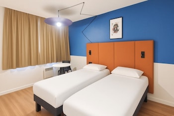 Standard Room, 2 Twin Beds