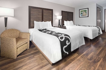 Room, 2 Queen Beds, Non Smoking