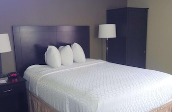 Single Room, 1 Queen Bed
