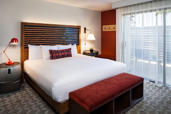 Junior Suite, 1 King Bed with Sofa bed (Forest View)