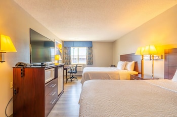Room, 2 Queen Beds, Non Smoking