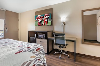Deluxe Room, 1 King Bed (Smoke Free)