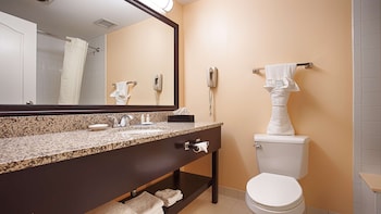 Suite, 1 Queen Bed, Non Smoking, Refrigerator & Microwave (with Sofabed)