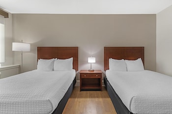 Standard Room, 2 Queen Beds, Non Smoking, Refrigerator & Microwave (Pet Friendly)