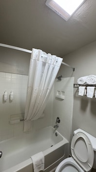 Standard Room, 2 Queen Beds