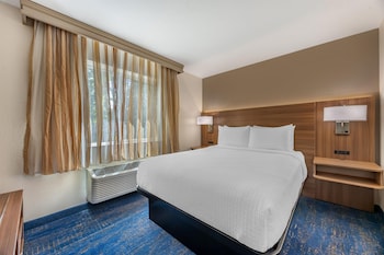 Suite, Multiple Beds, Non Smoking, Refrigerator & Microwave