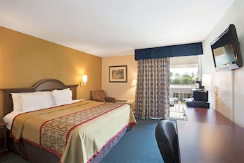 Room, 1 King Bed, Non Smoking