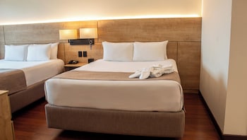 Executive Suite, 2 Queen Beds