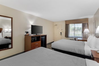 Standard Room, 2 Queen Beds, Non Smoking