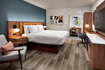 Room, 1 King Bed, Non Smoking