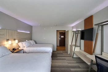 Standard Room, 2 Queen Beds