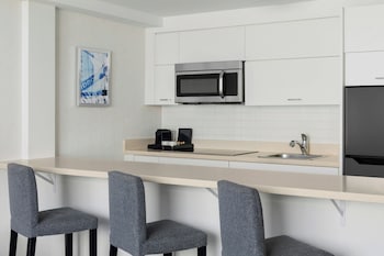 Suite, 1 Bedroom, City View