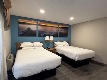 Double Room, 2 Double Beds Non Smoking
