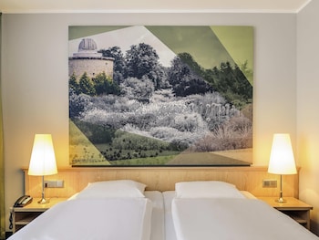 Standard Room, 1 Twin Bed (Street View)