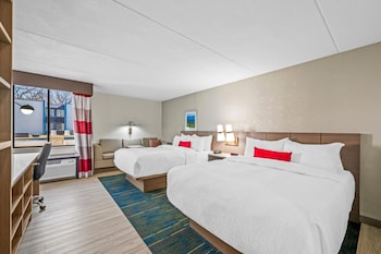 Room, 2 Queen Beds, Non Smoking (Pet Friendly)