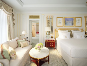 Grand Deluxe Room