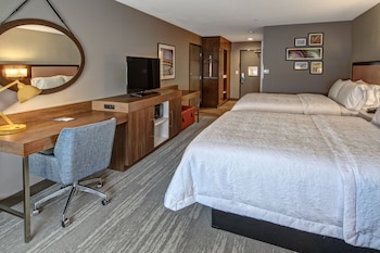 2 Queen Beds, Accessible (Hearing) Non-Smoking