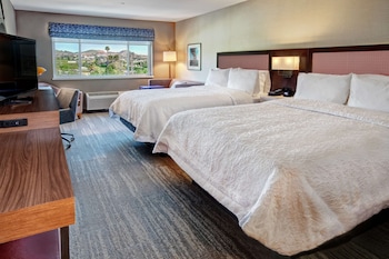 Room, 2 Queen Beds, Refrigerator & Microwave Non-Smoking