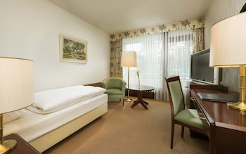 Classic Single Room