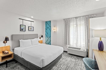 Standard Room, 1 Queen Bed, Accessible, Non Smoking