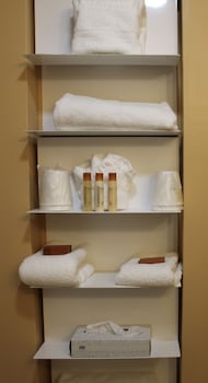 Pet-Friendly King Room - Near Bar, Non-Smoking