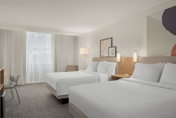 Room, 2 Queen Beds, Accessible (Hearing)