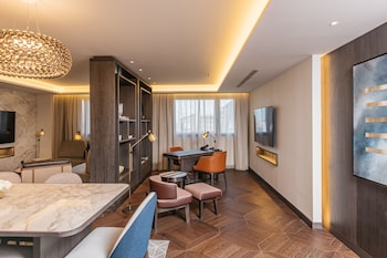 Presidential Suite, 1 Twin Bed