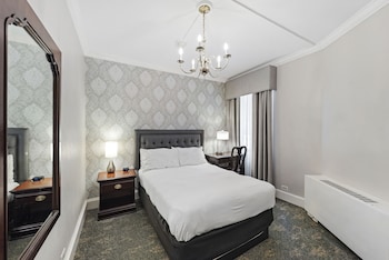 Economy Room