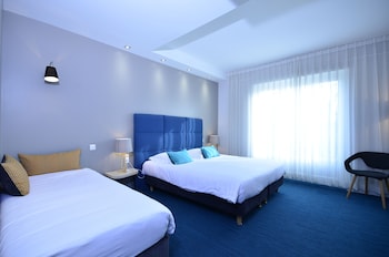 Superior Room, Multiple Beds, Non Smoking (Larger Room)