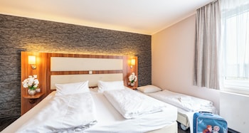 Comfort Triple Room