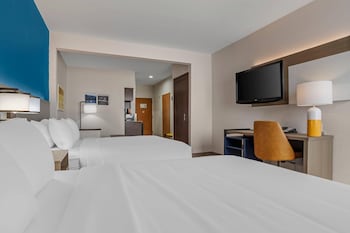 Suite, 2 Queen Beds, Non Smoking
