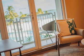 Suite, 1 Bedroom, Ocean View (1 King Bed & Sofa Bed)
